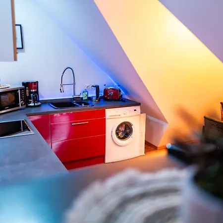 #711 Luxus Loft Mit Balkon & Grill Apartment *