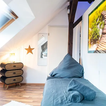 #711 Luxus Loft Mit Balkon & Grill Apartment